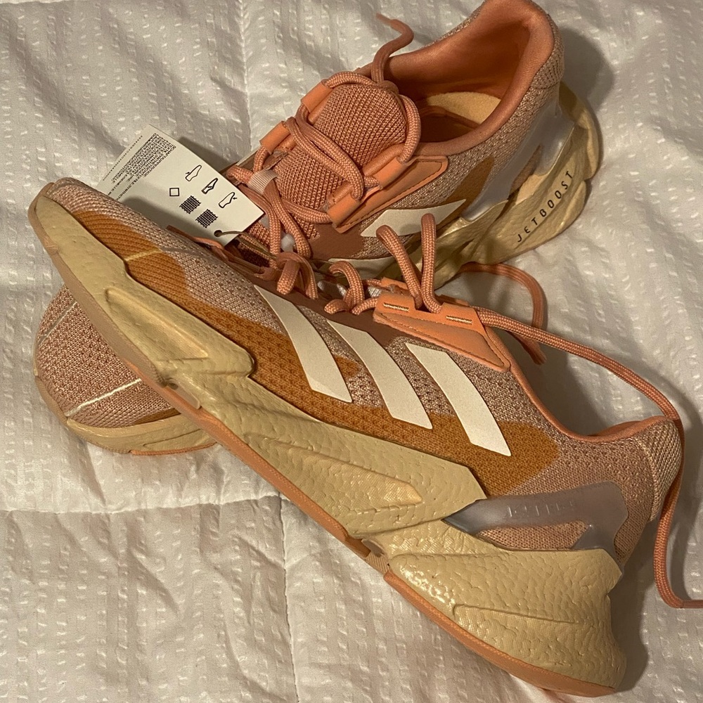 Womens size 6 adidas
